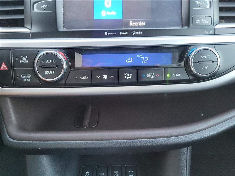 Toyota Highlander XLE AWD V6 2019