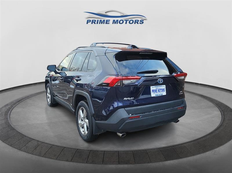 Toyota RAV4 Hybrid XLE Premium 2021
