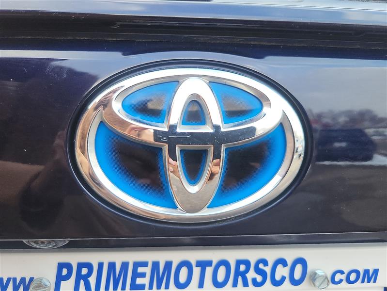 Toyota RAV4 Hybrid XLE Premium 2021