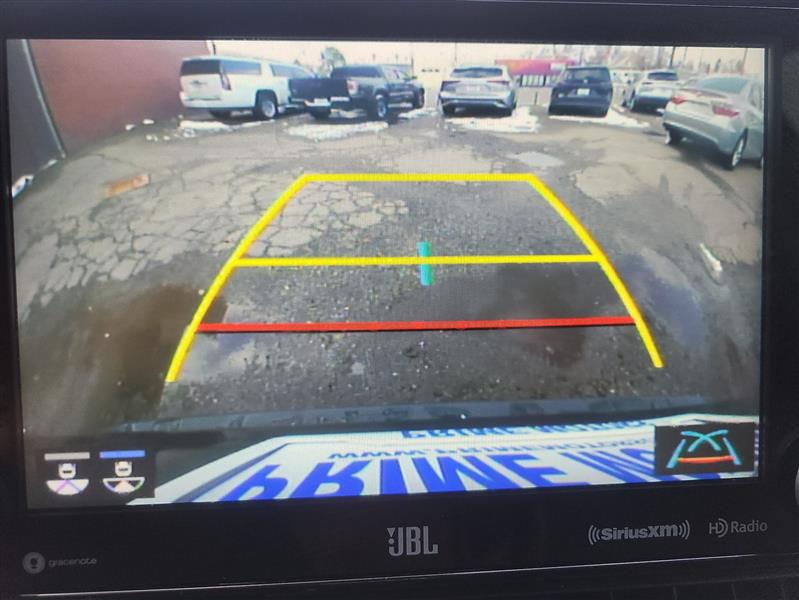 Toyota RAV4 Hybrid XLE Premium 2021