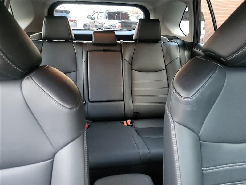 Toyota RAV4 Hybrid XLE Premium 2021