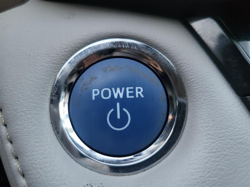 Toyota RAV4 Hybrid Limited 2017