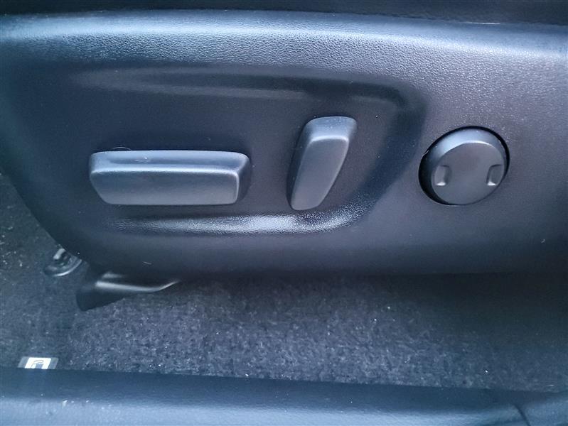 Toyota RAV4 Hybrid Limited 2017