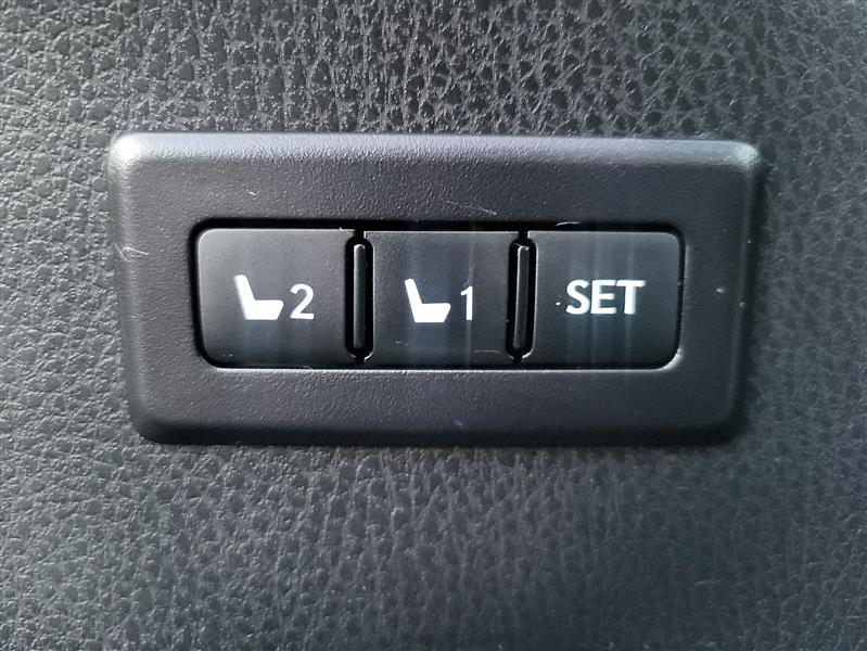 Toyota RAV4 Hybrid Limited 2017