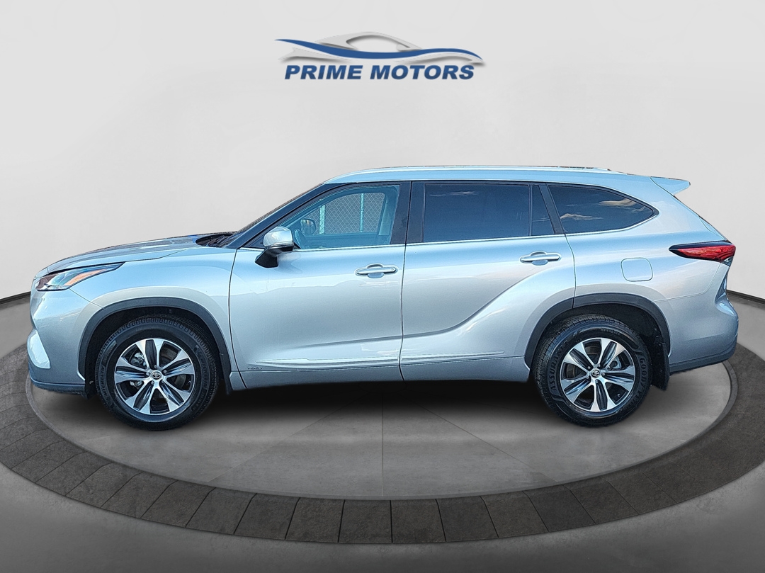 2023 Toyota Highlander Hybrid HYBRID XLE