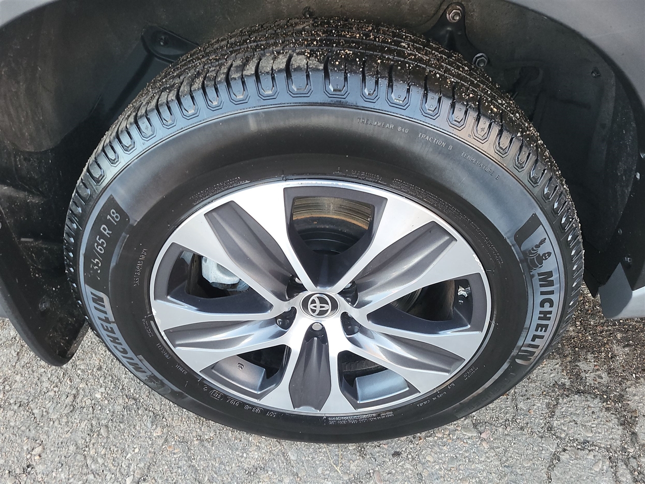 Toyota Highlander Hybrid  2023