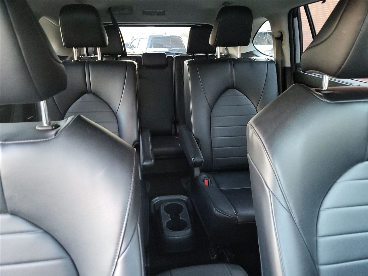 Toyota Highlander Hybrid  2023