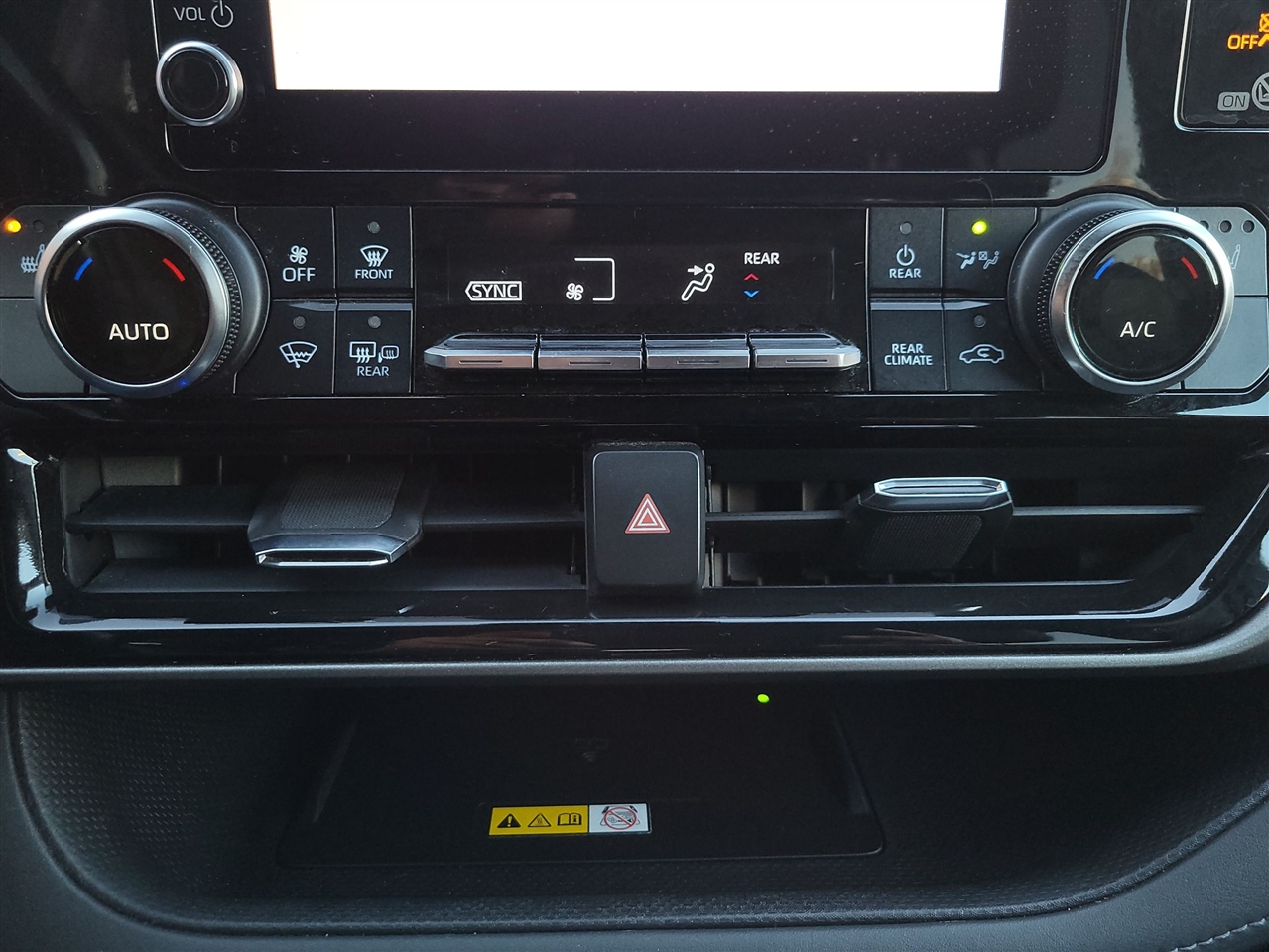 Toyota Highlander Hybrid  2023