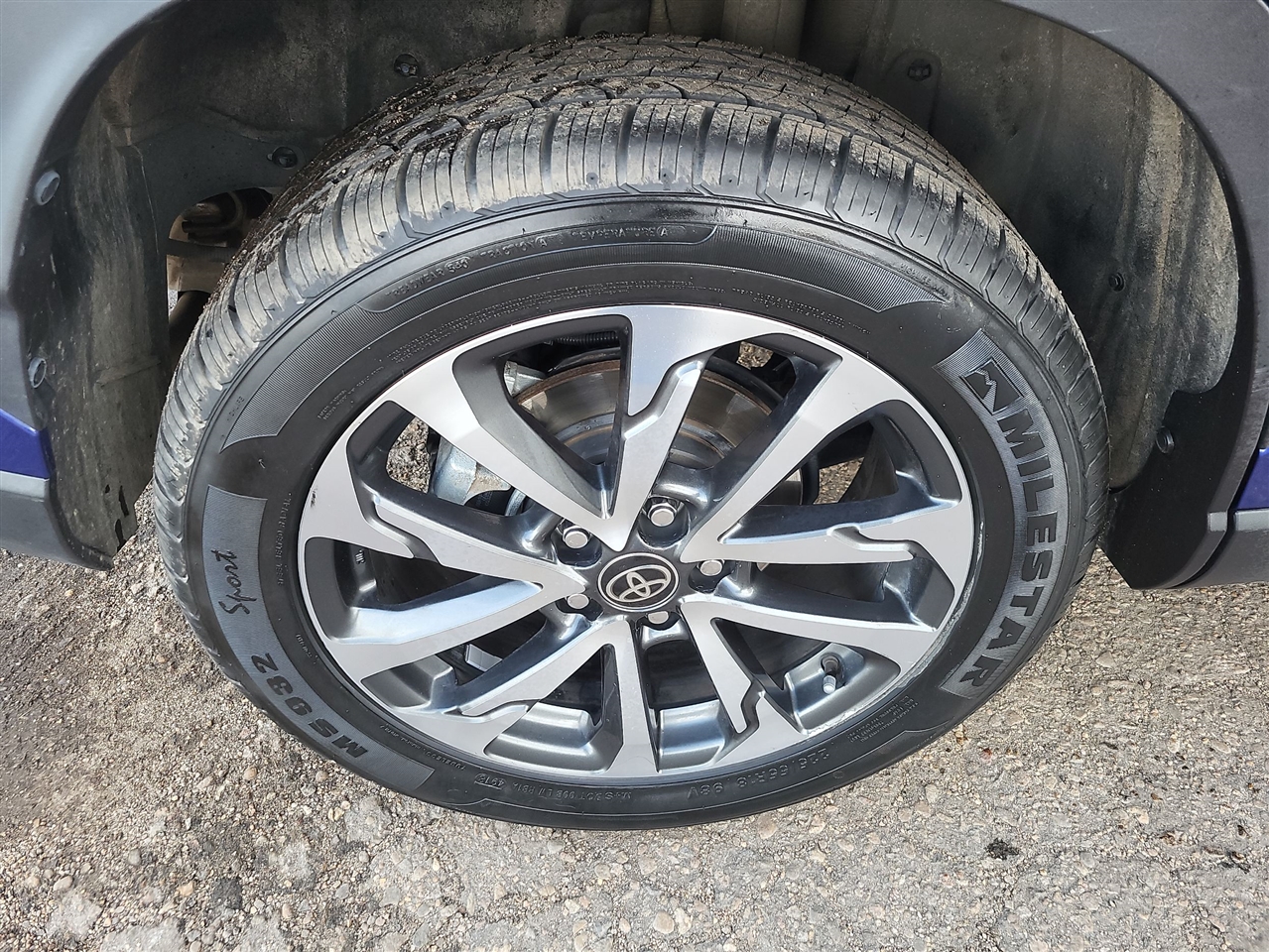 Toyota Corolla Cross XLE AWD 2023