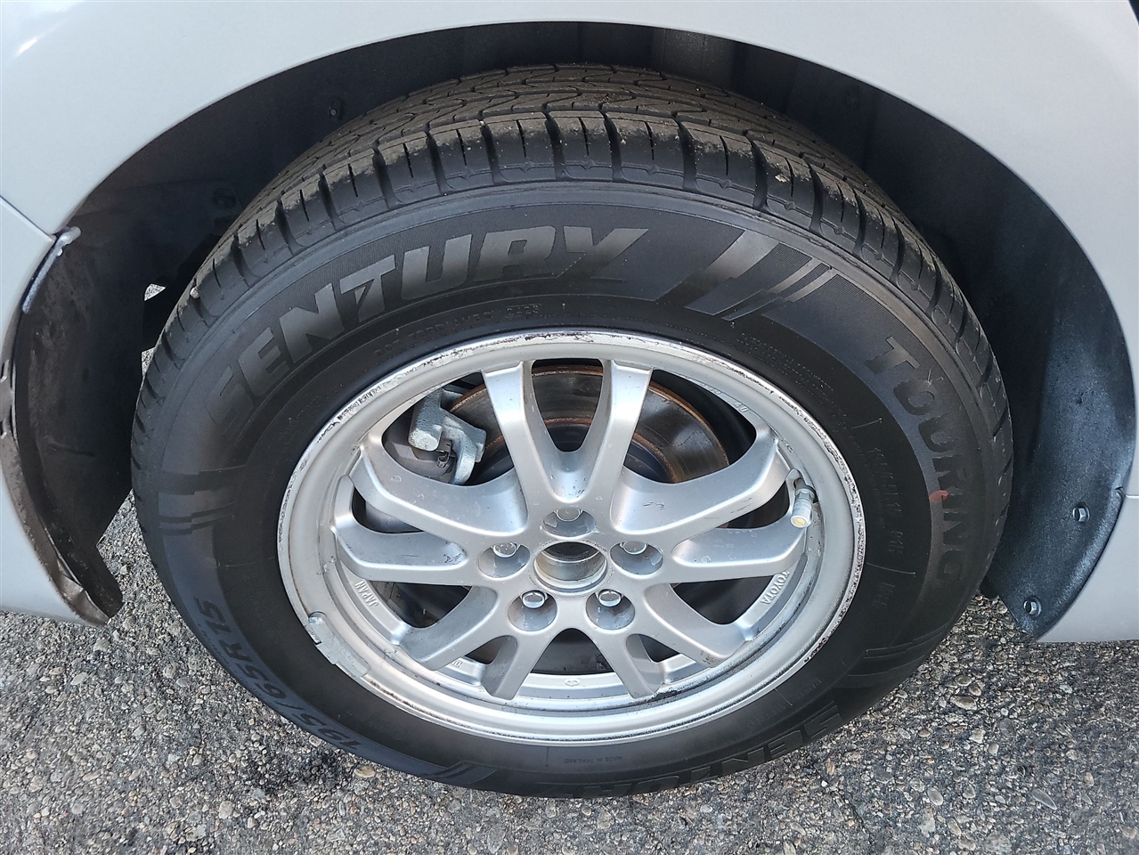 Toyota Prius L Eco 2019