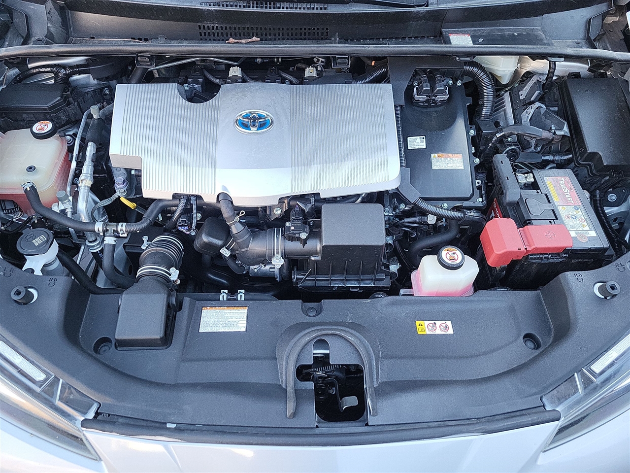 Toyota Prius L Eco 2019