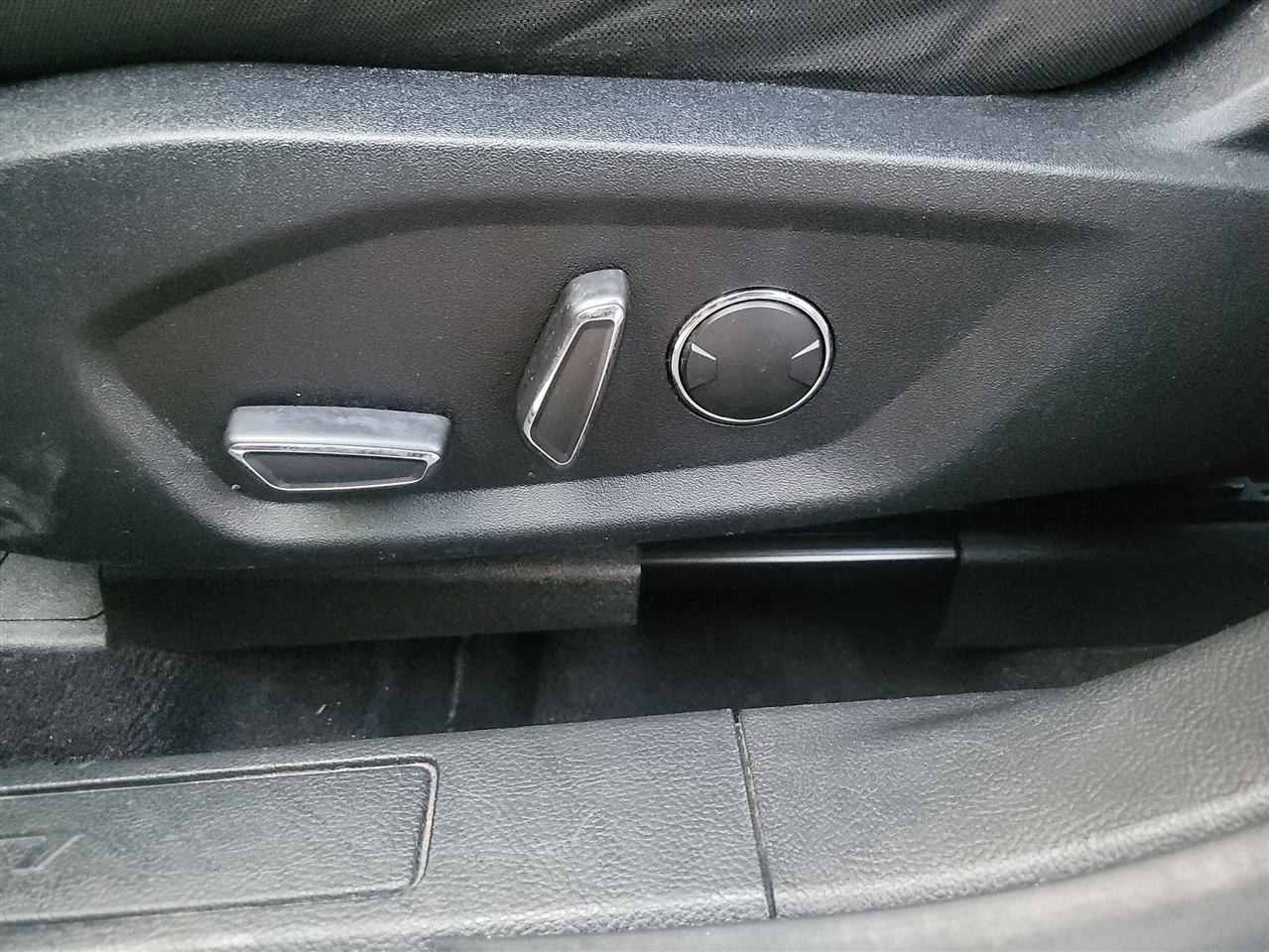 Ford Fusion Hybrid SE 2019