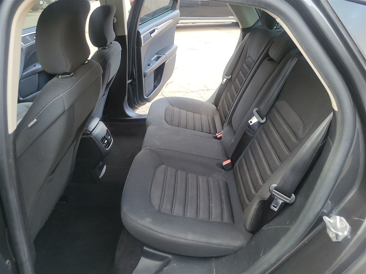 Ford Fusion Hybrid SE 2019