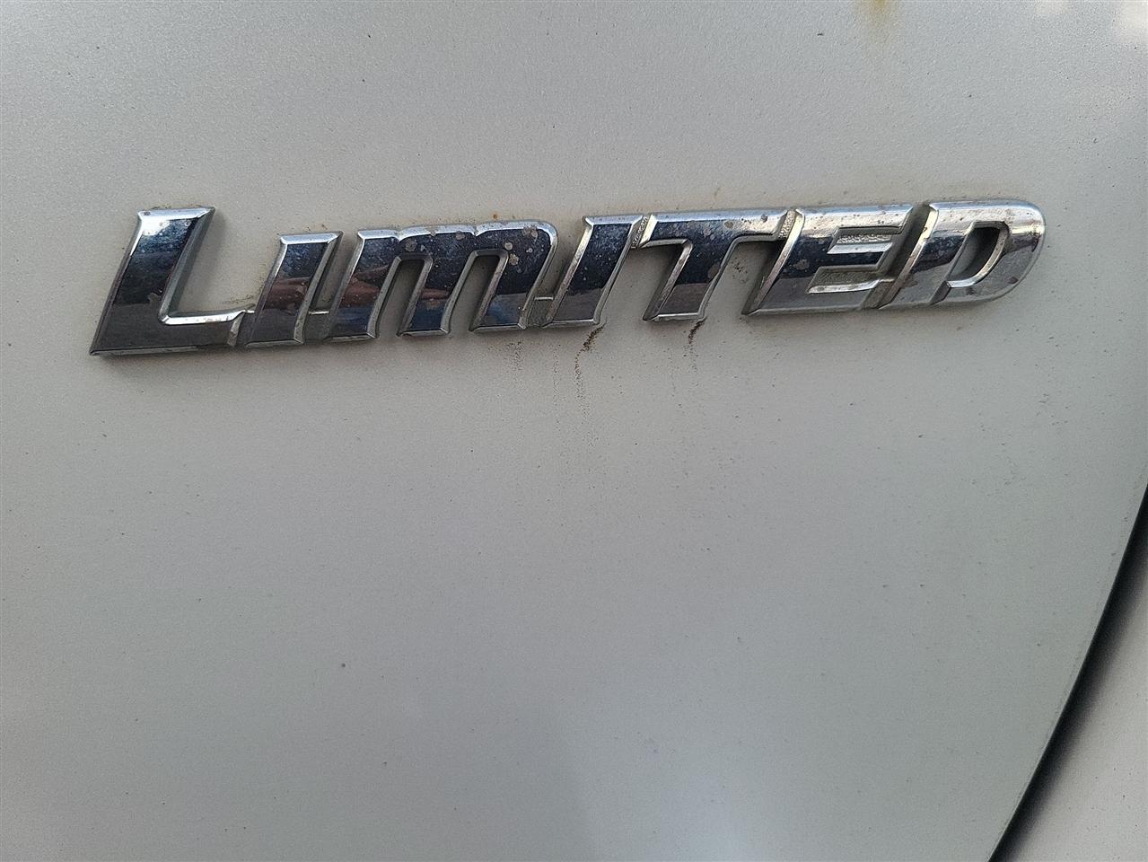 Toyota Highlander Hybrid Limited AWD 2010