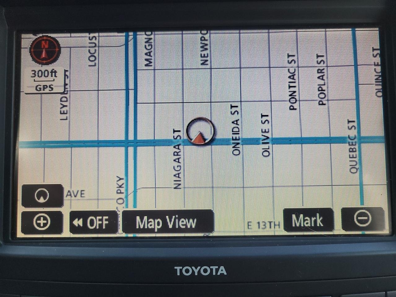 Toyota Highlander Hybrid Limited AWD 2010