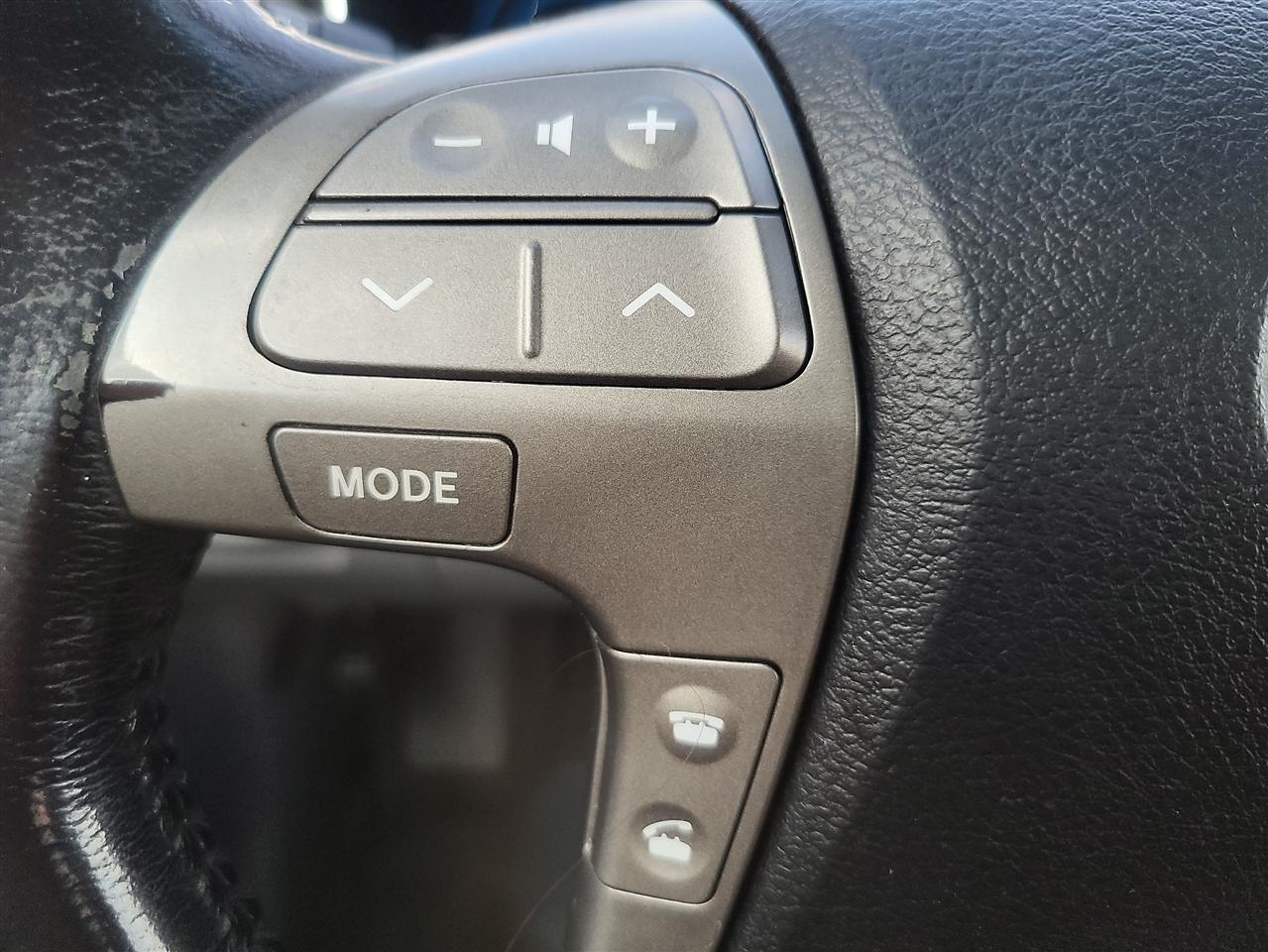 Toyota Highlander Hybrid Limited AWD 2010