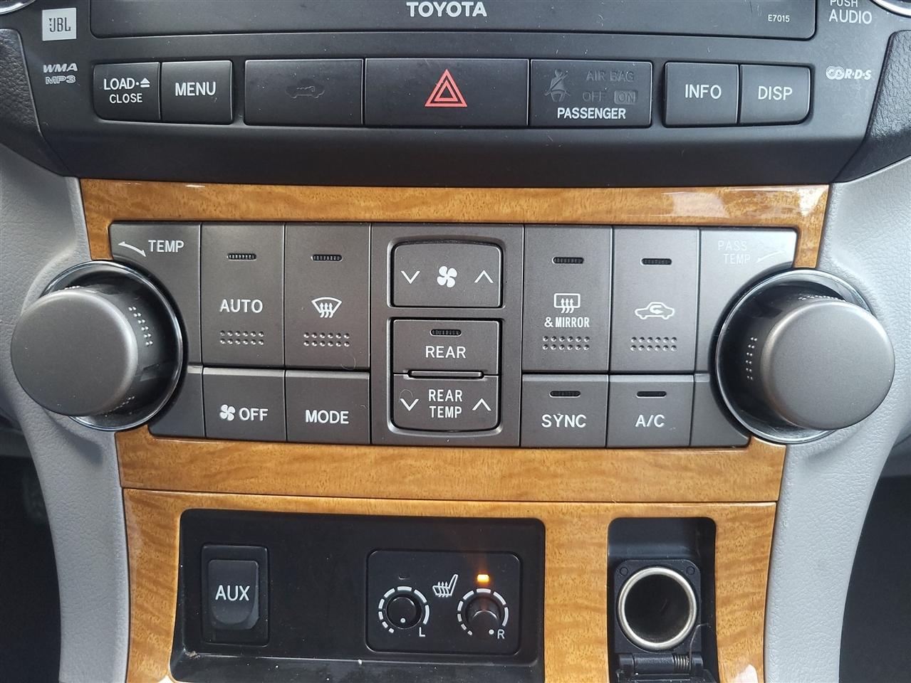 Toyota Highlander Hybrid Limited AWD 2010