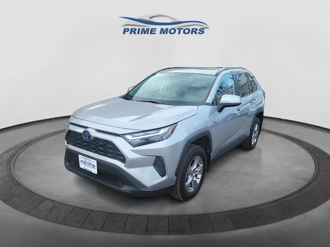 Toyota RAV4 Hybrid XLE 2022
