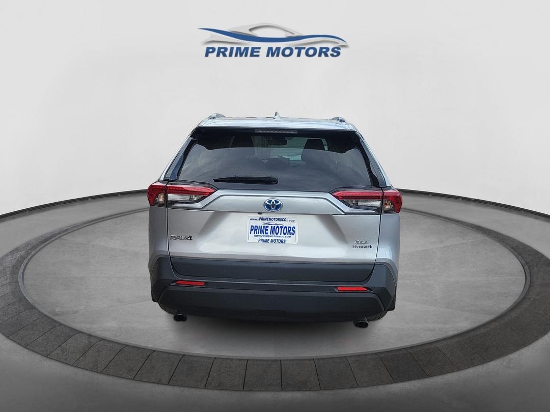 Toyota RAV4 Hybrid XLE 2022