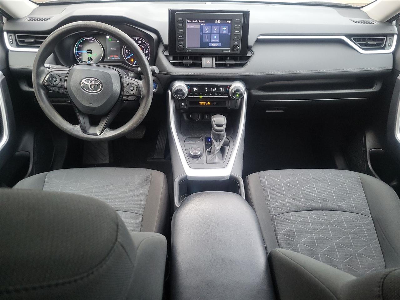 Toyota RAV4 Hybrid XLE 2022