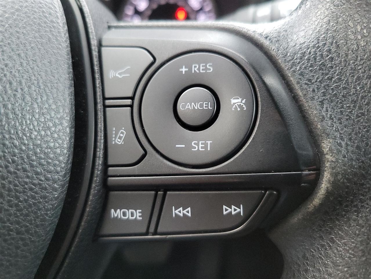 Toyota RAV4 Hybrid XLE 2022