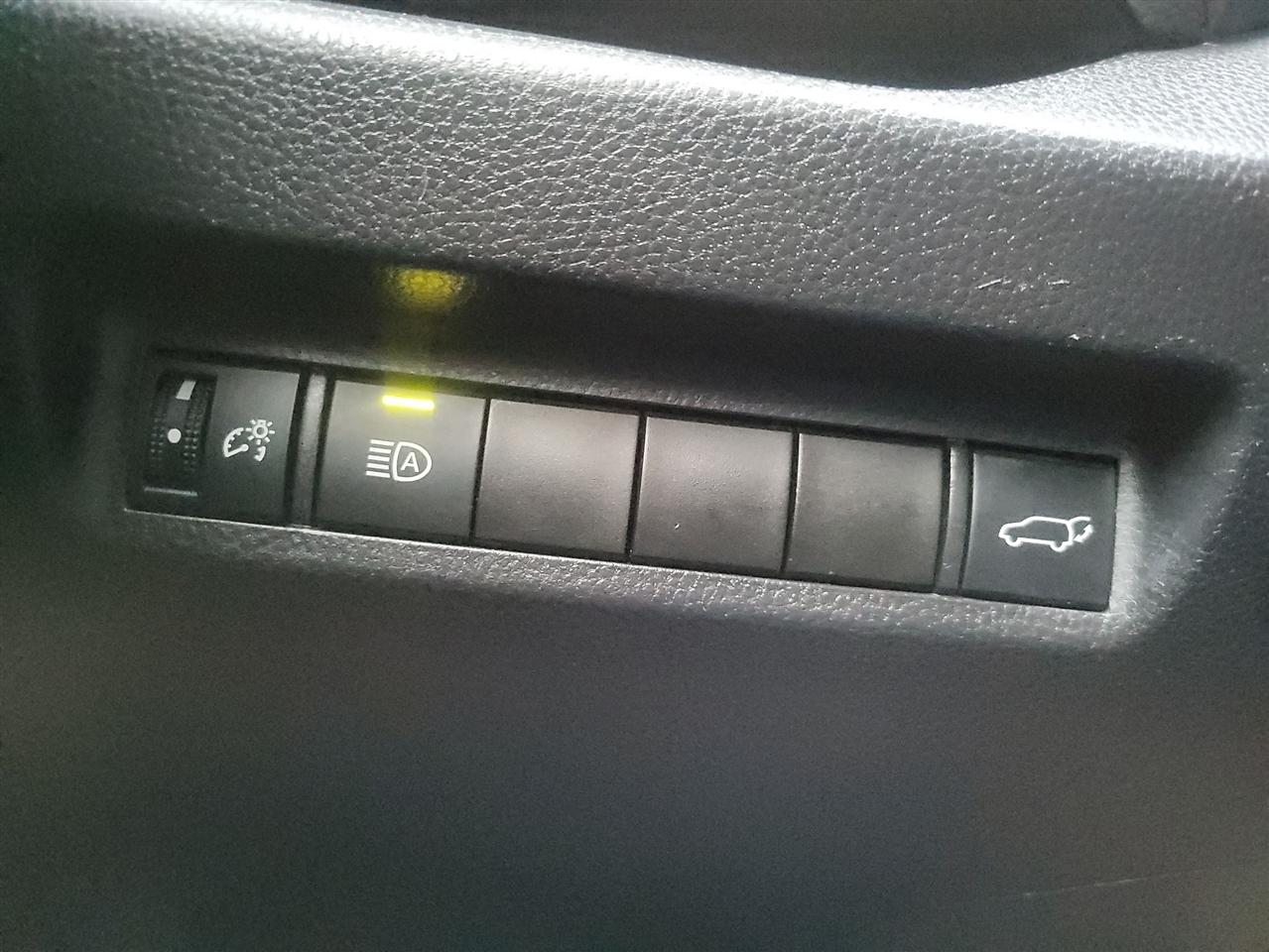 Toyota RAV4 Hybrid XLE 2022