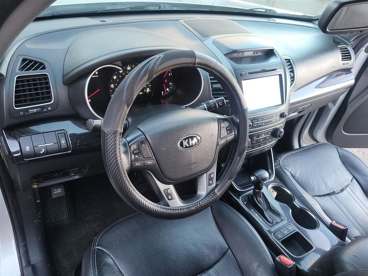 Kia Sorento SX V6 FWD 2014