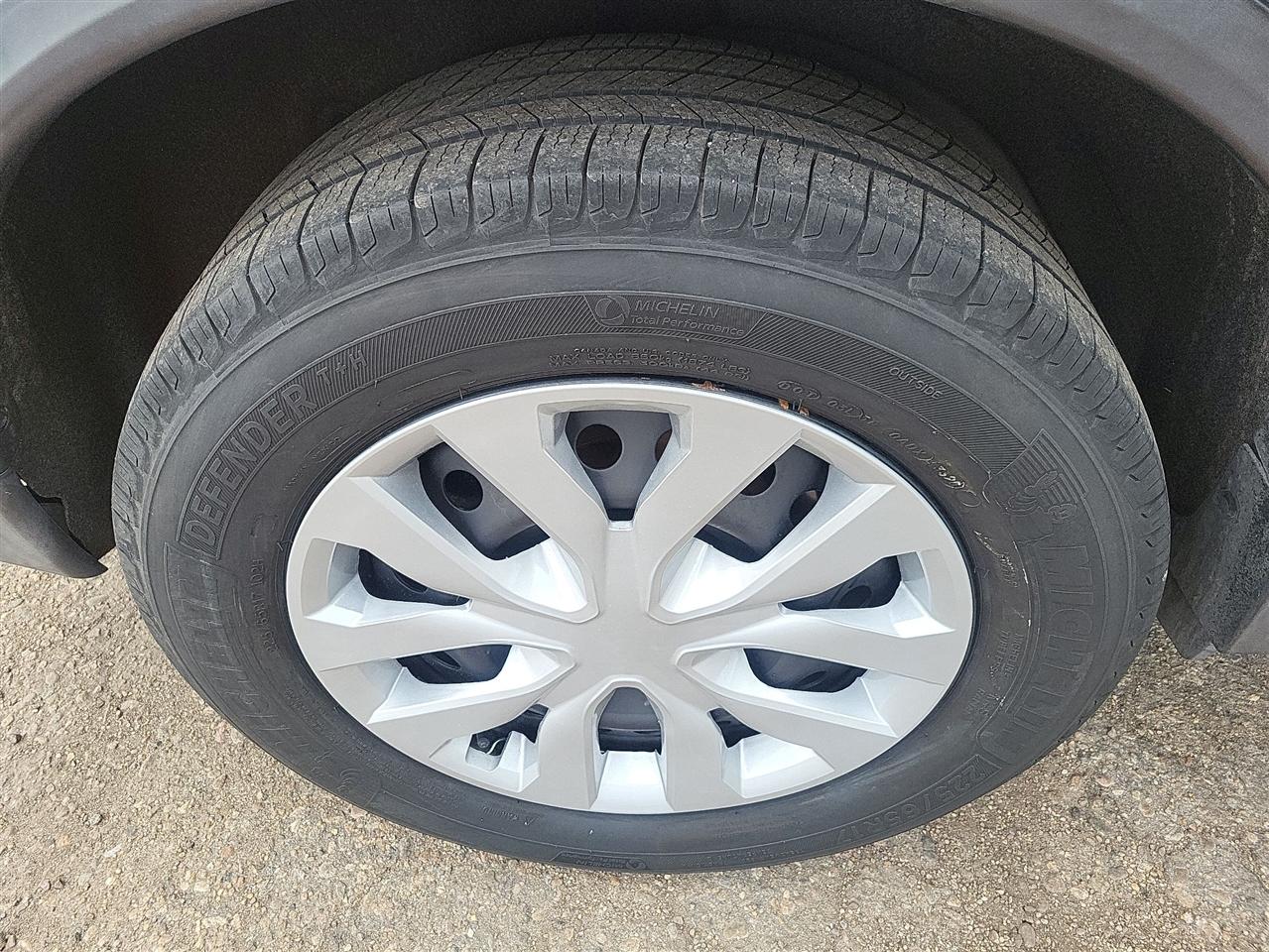 Nissan Rogue SV FWD 2016