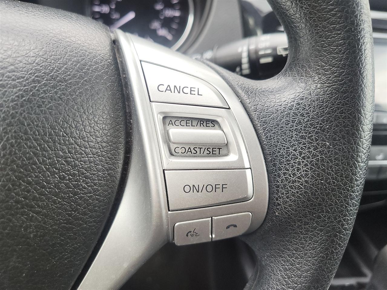 Nissan Rogue SV FWD 2016