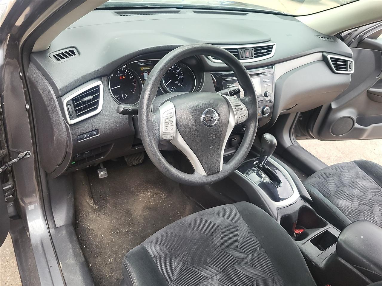 Nissan Rogue SV FWD 2016