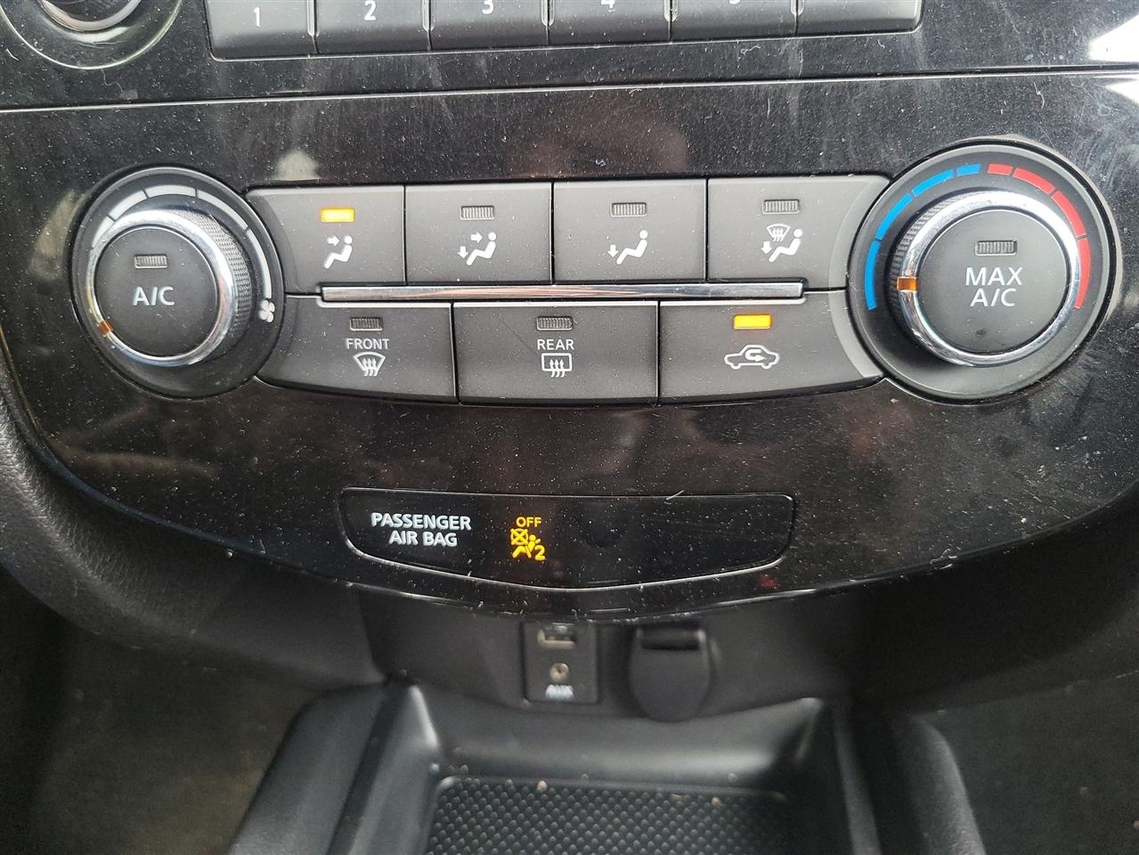 Nissan Rogue SV FWD 2016
