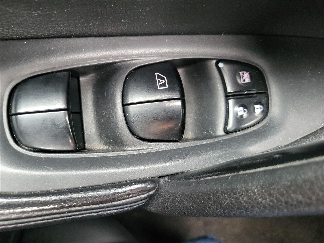 Nissan Rogue SV FWD 2016