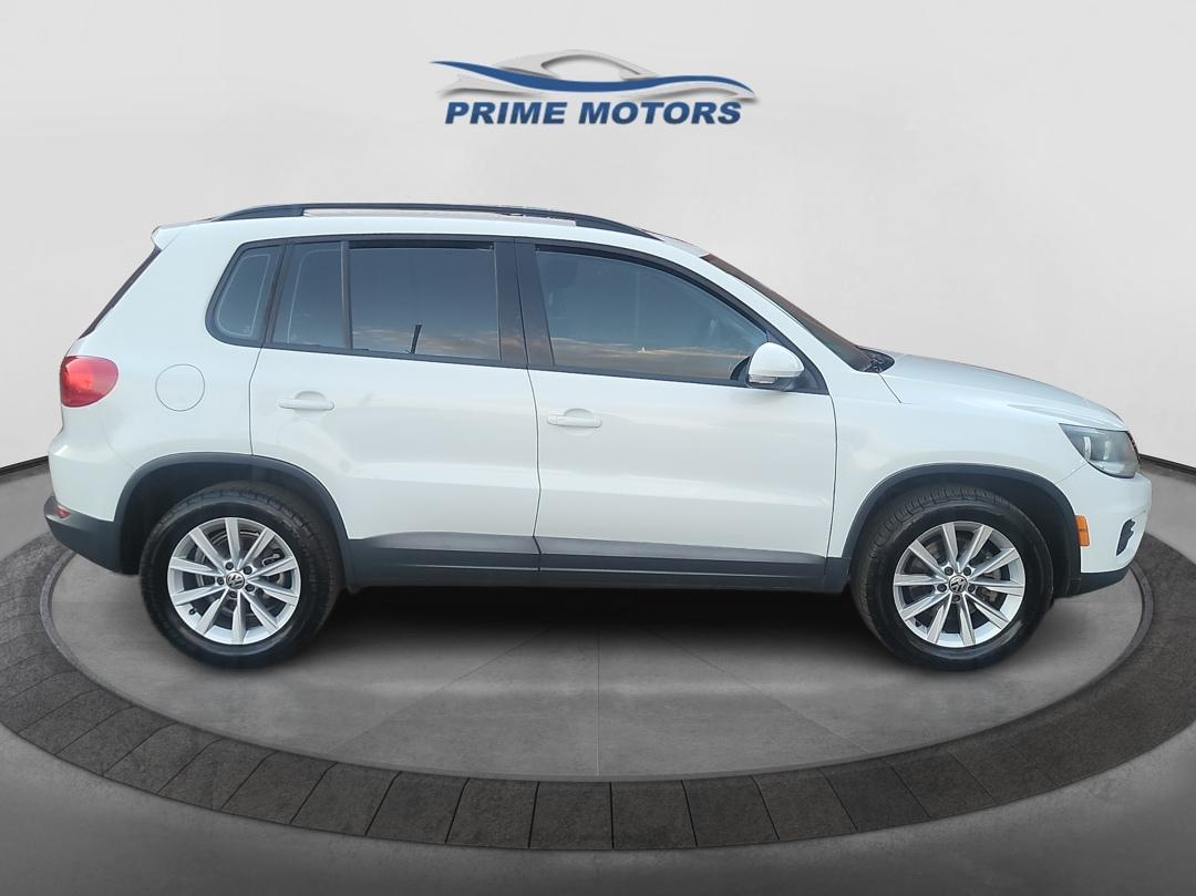 Volkswagen Tiguan S 2017