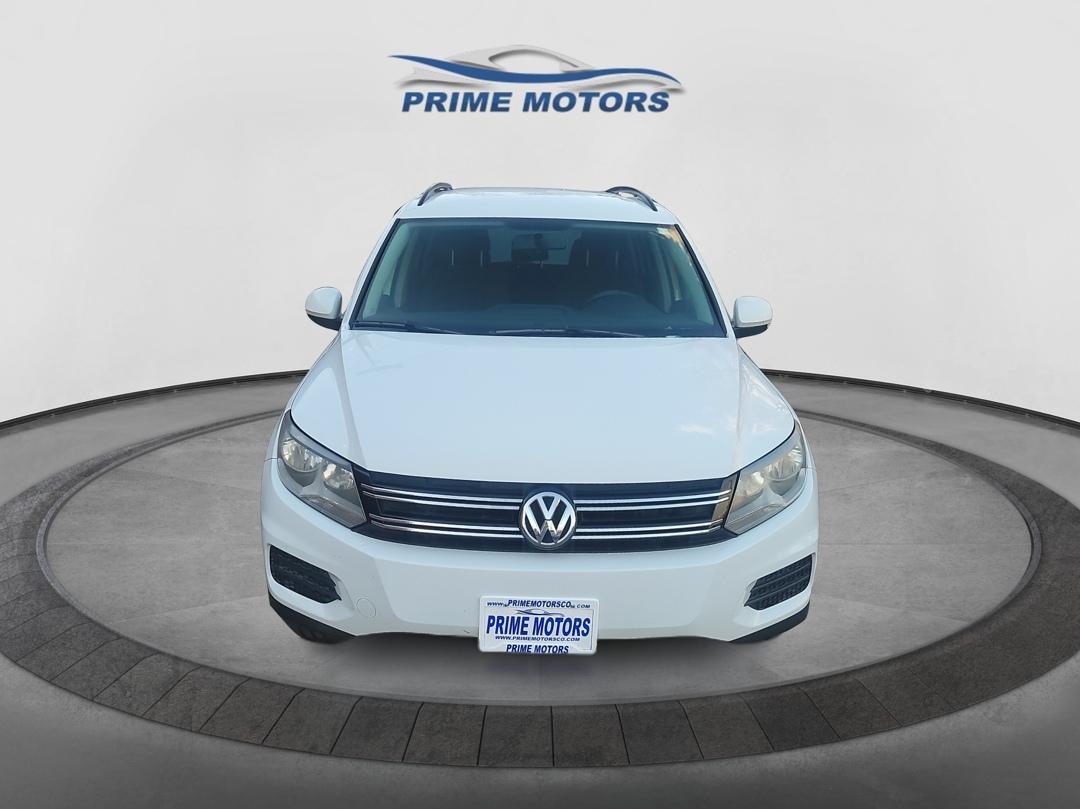 Volkswagen Tiguan S 2017