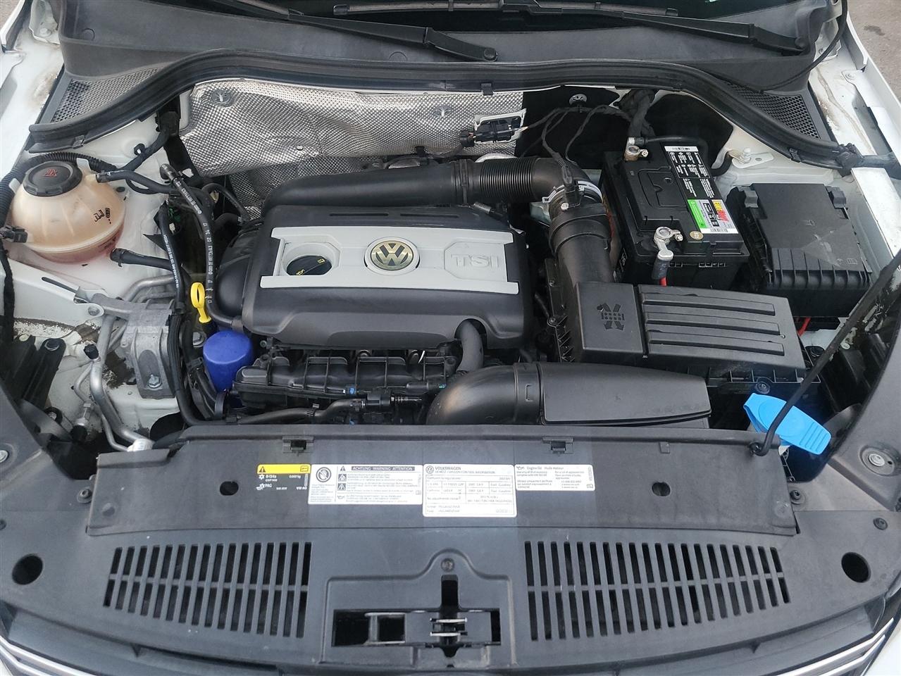 Volkswagen Tiguan S 2017