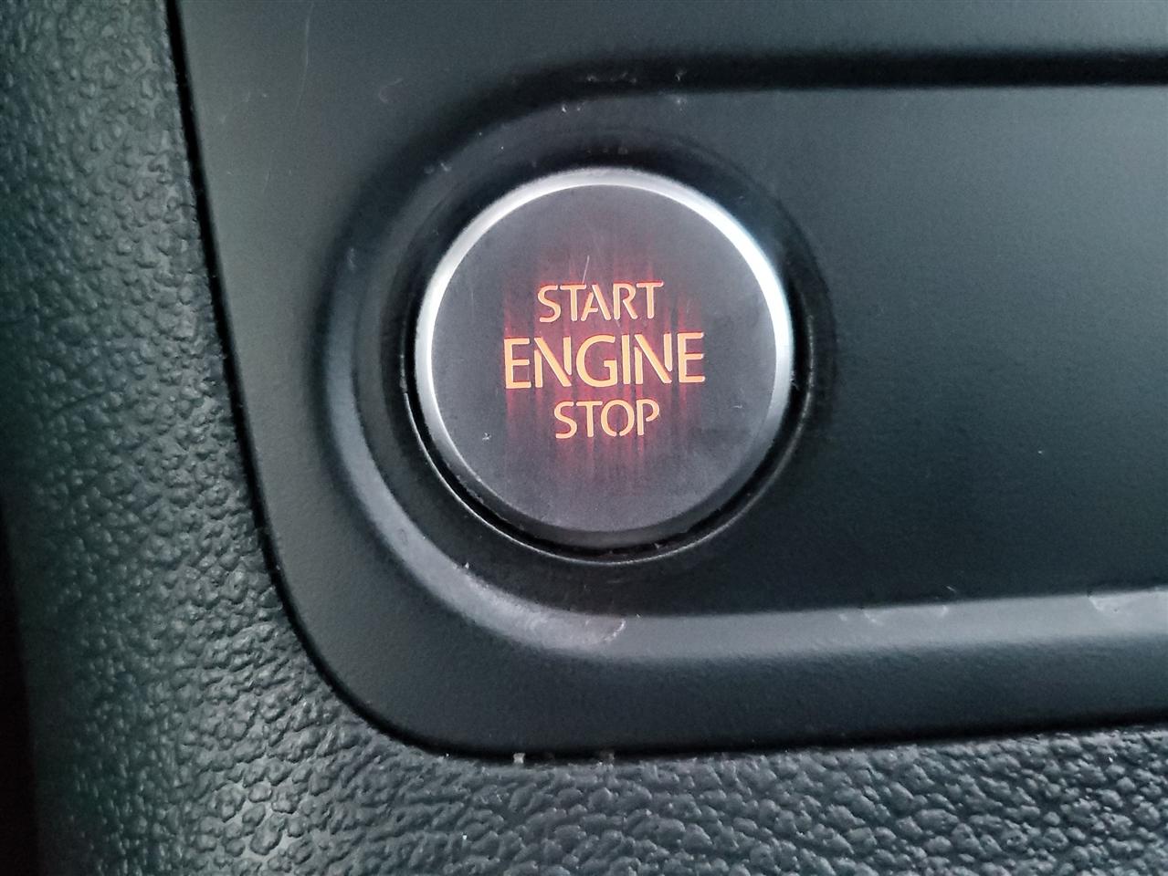 Volkswagen Tiguan S 2017