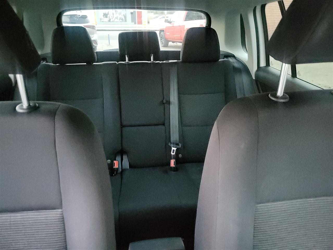 Volkswagen Tiguan S 2017