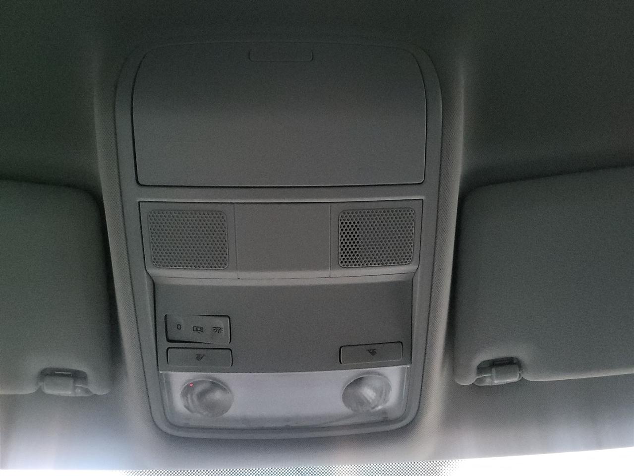 Volkswagen Tiguan S 2017