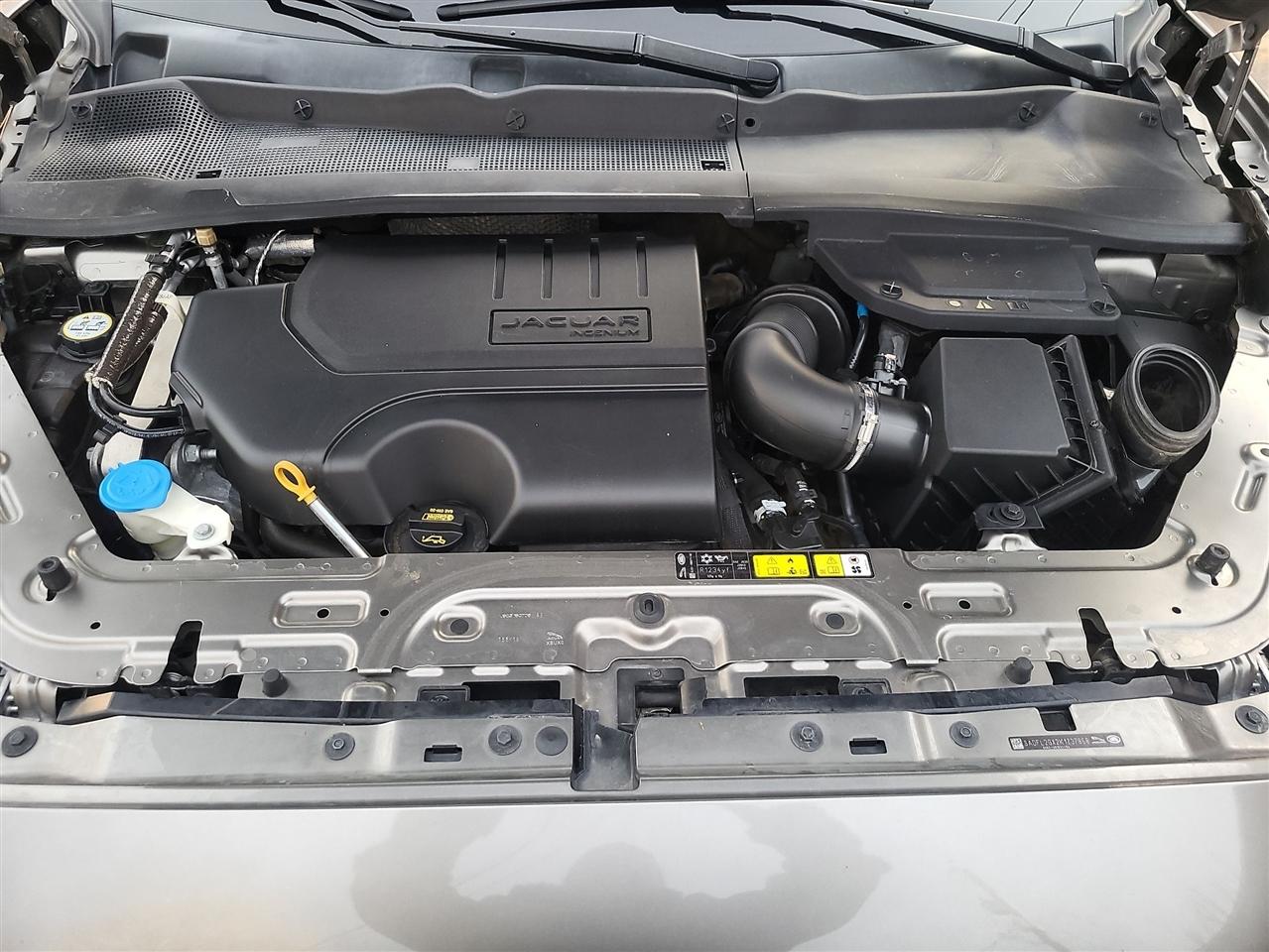 Jaguar E-Pace R-Dynamic SE 2019