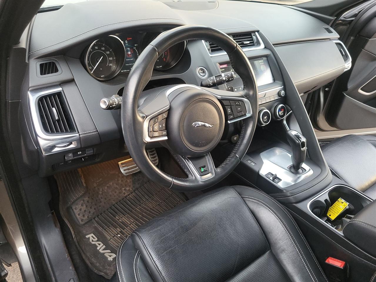 Jaguar E-Pace R-Dynamic SE 2019