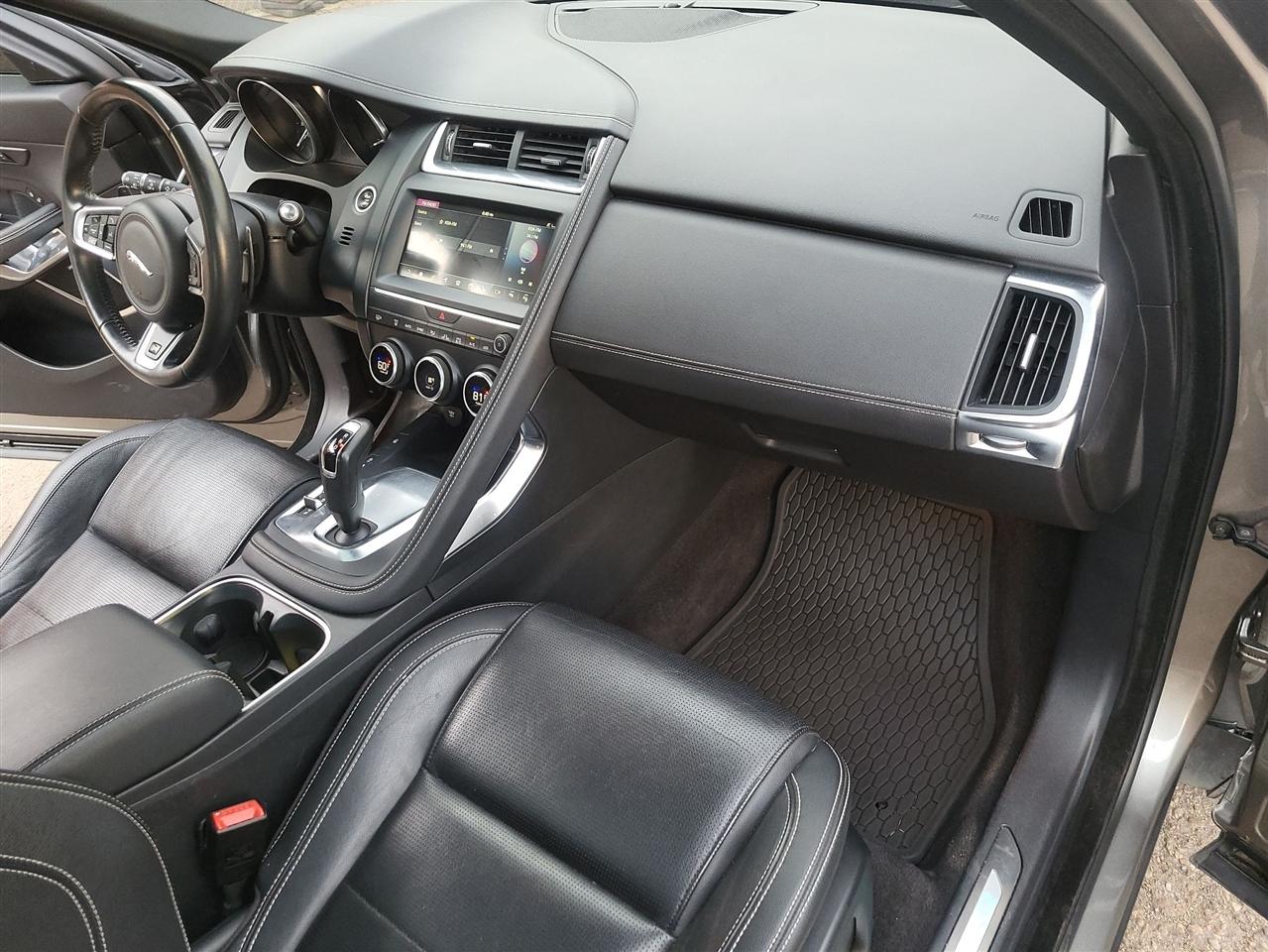 Jaguar E-Pace R-Dynamic SE 2019