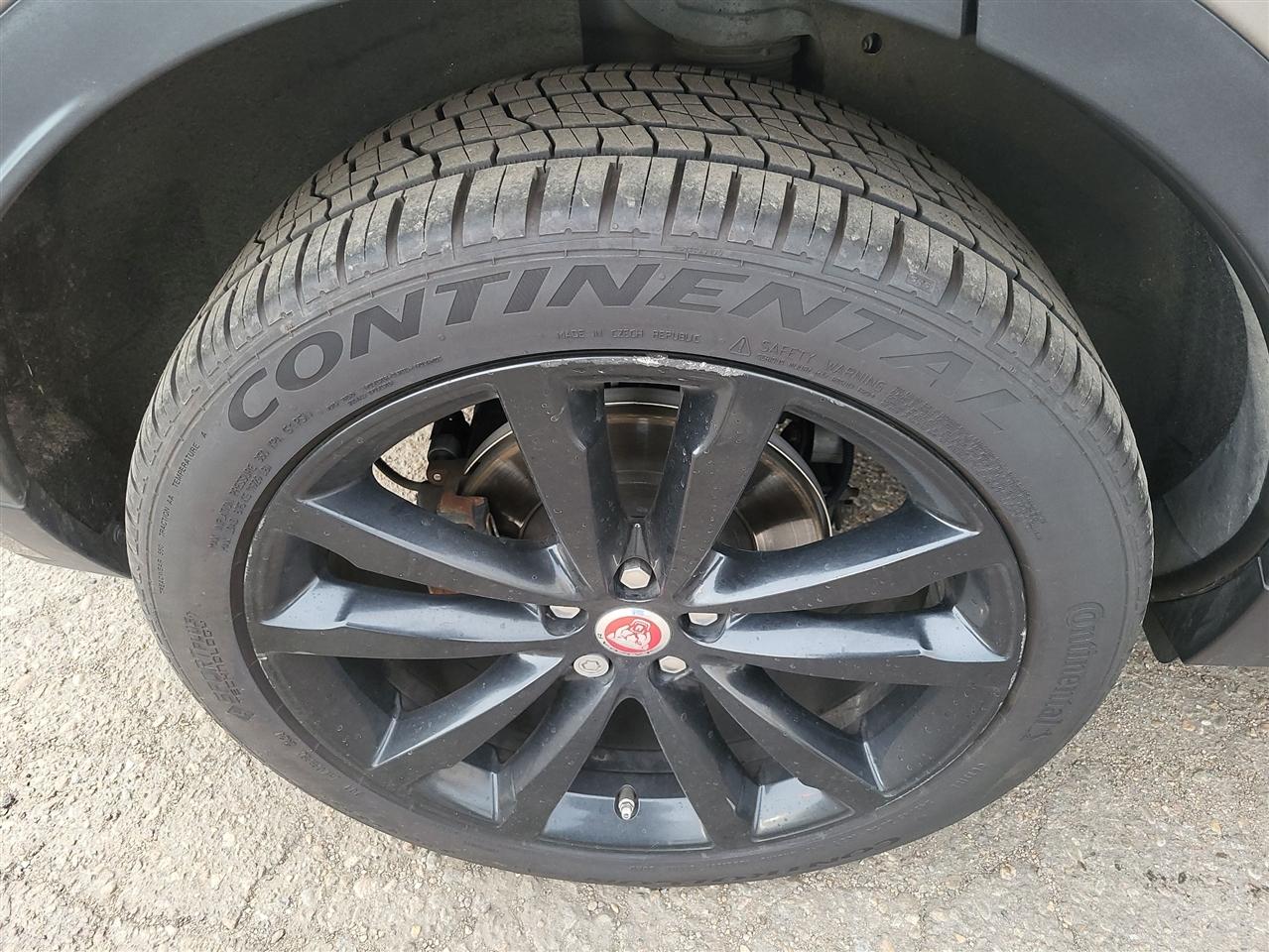 Jaguar E-Pace R-Dynamic SE 2019