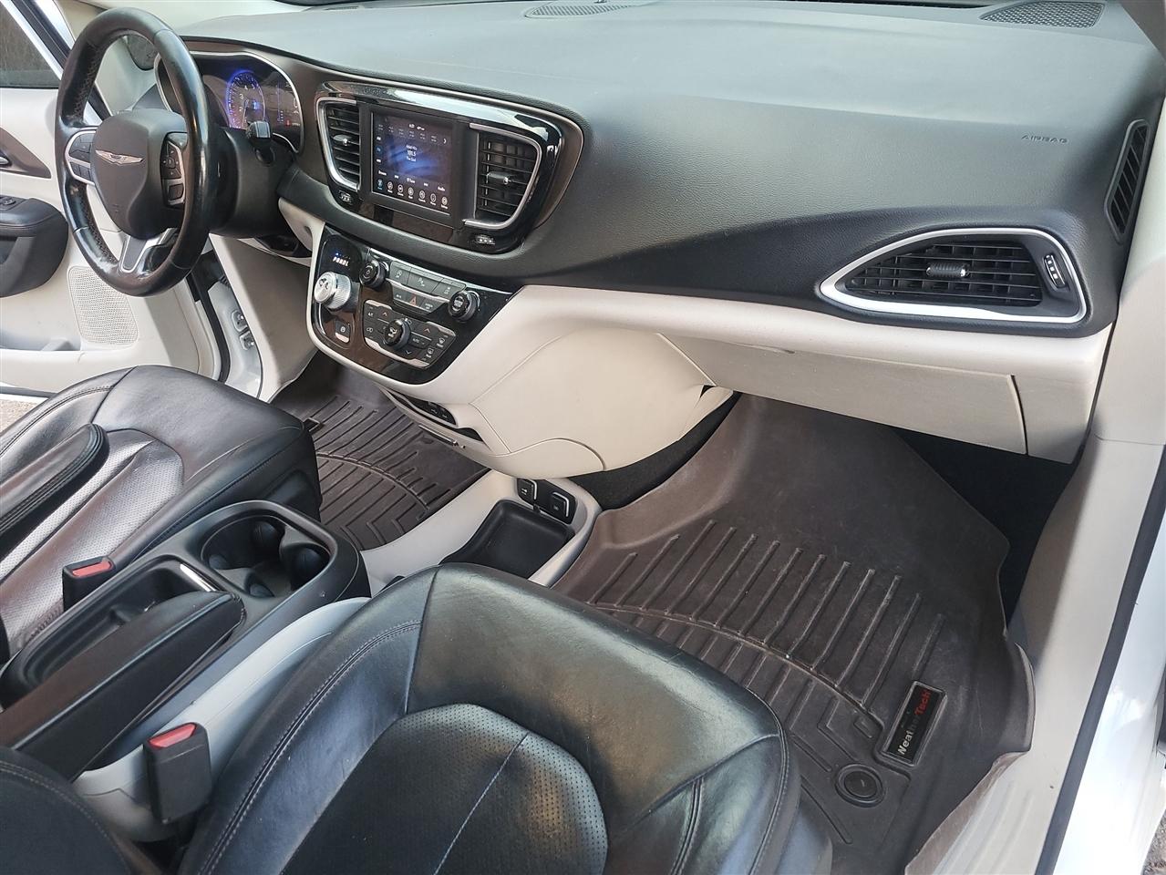 Chrysler Pacifica  2019
