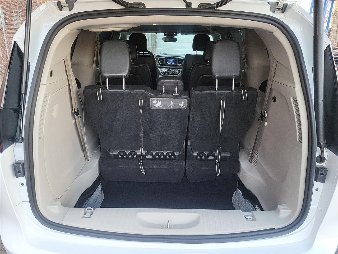 Chrysler Pacifica  2019