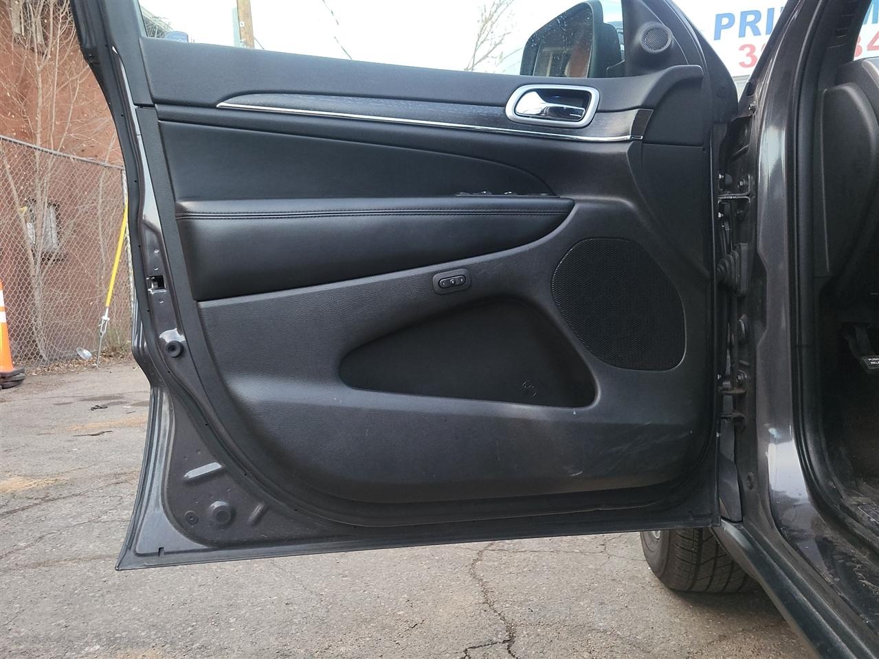 Jeep Grand Cherokee Limited 4WD 2018