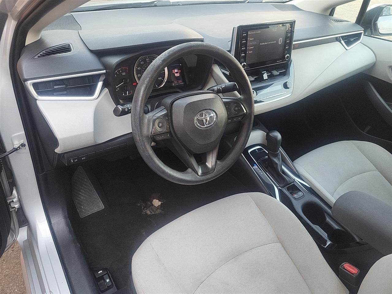 Toyota Corolla LE 2021