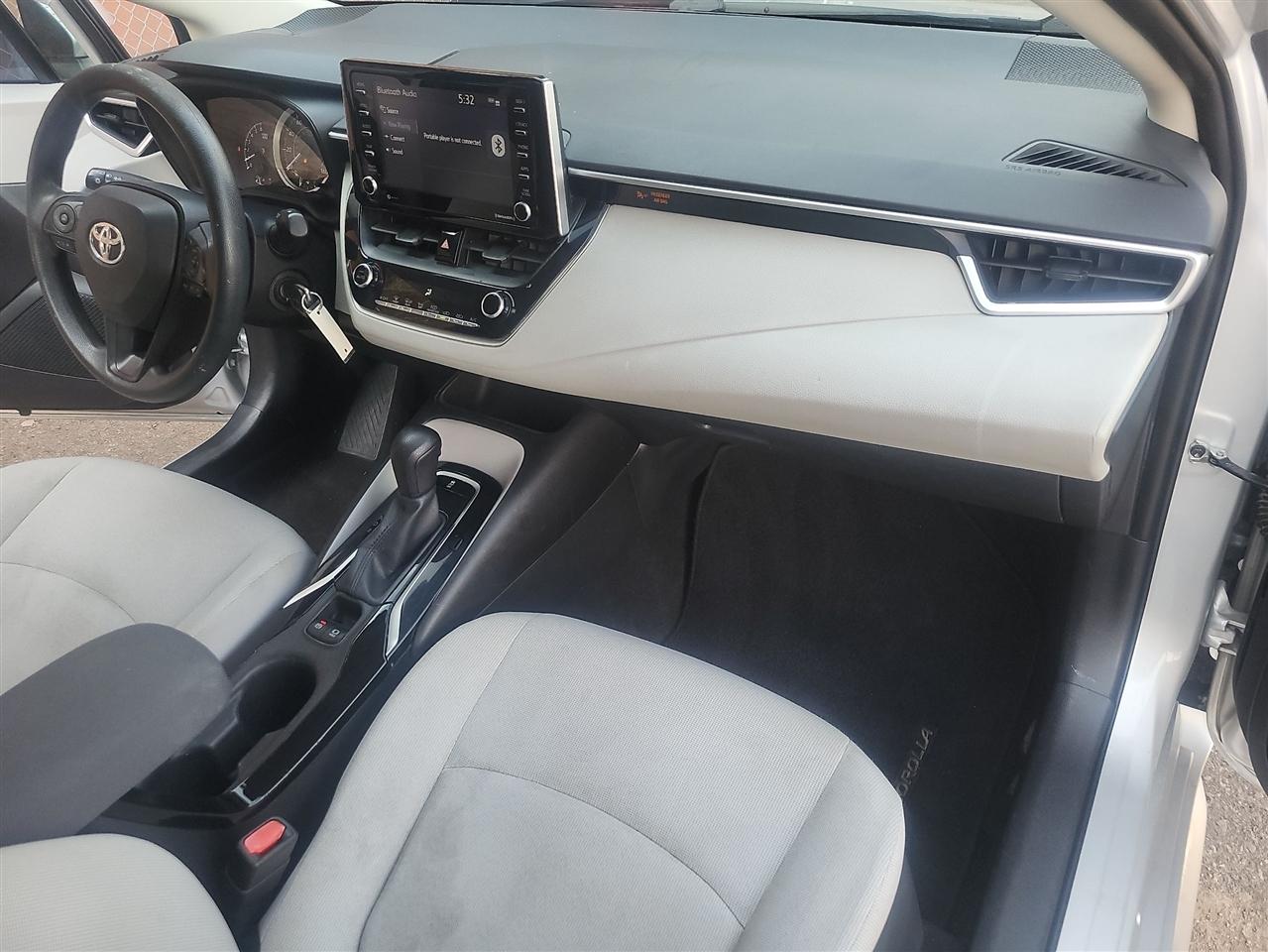 Toyota Corolla LE 2021