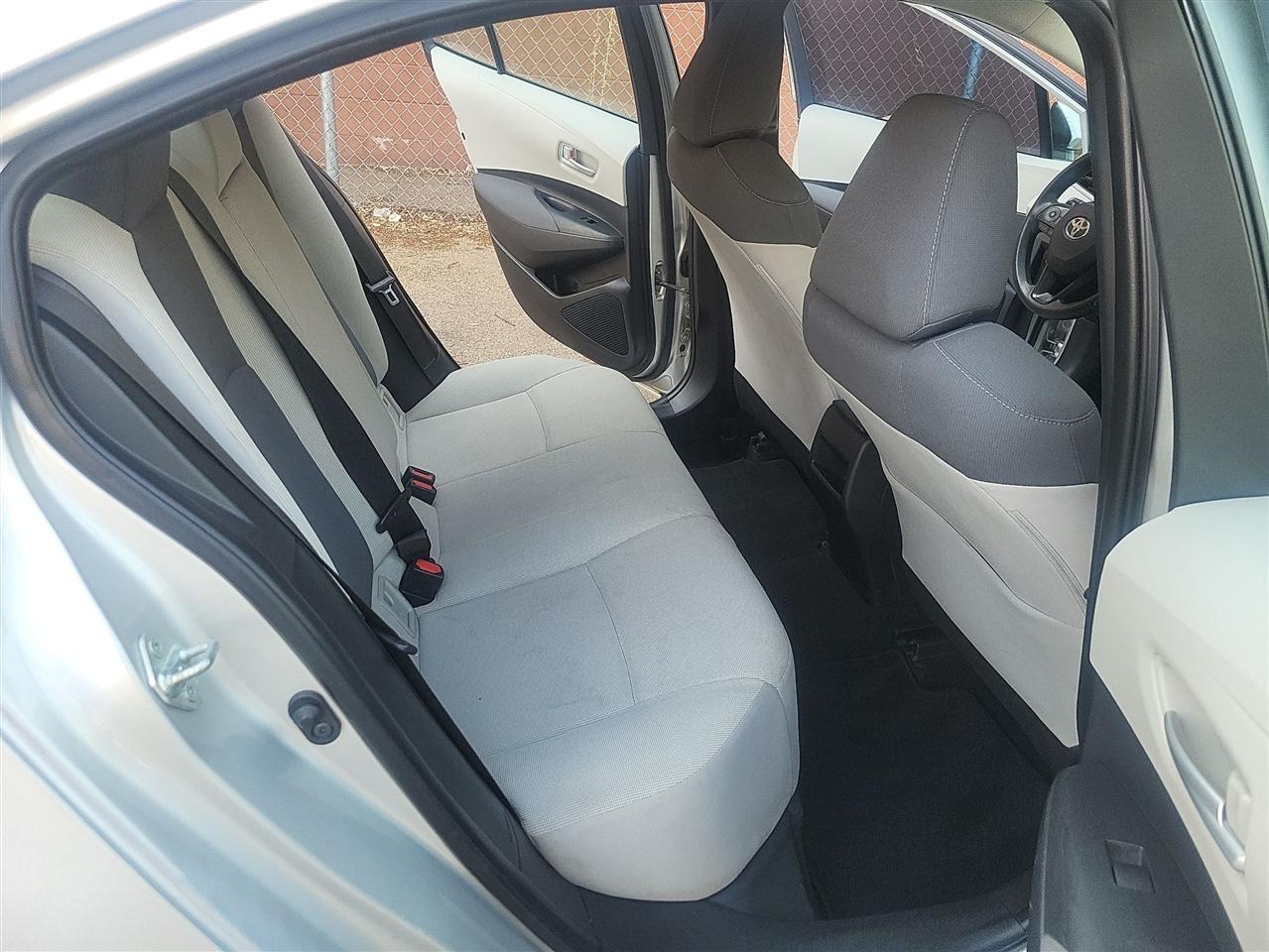 Toyota Corolla LE 2021