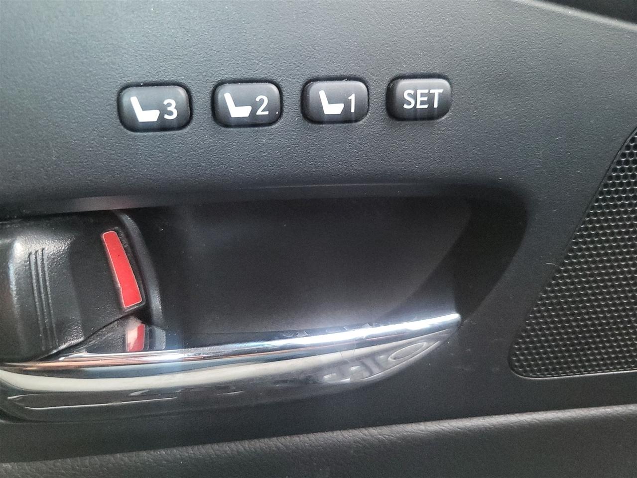 Lexus RX 350 Base 4D SUV AWD 2013