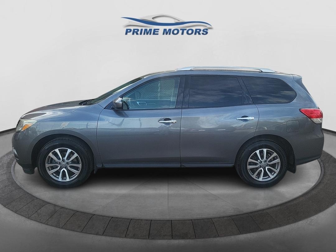 Nissan Pathfinder SV 4WD 2016